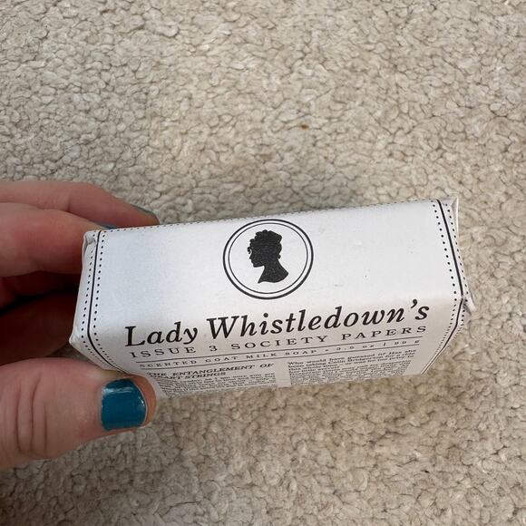 NIB Beekman Bridgerton Lady Whistledown's Scented Goat Milk Bar Soap - Picture 4 of 4